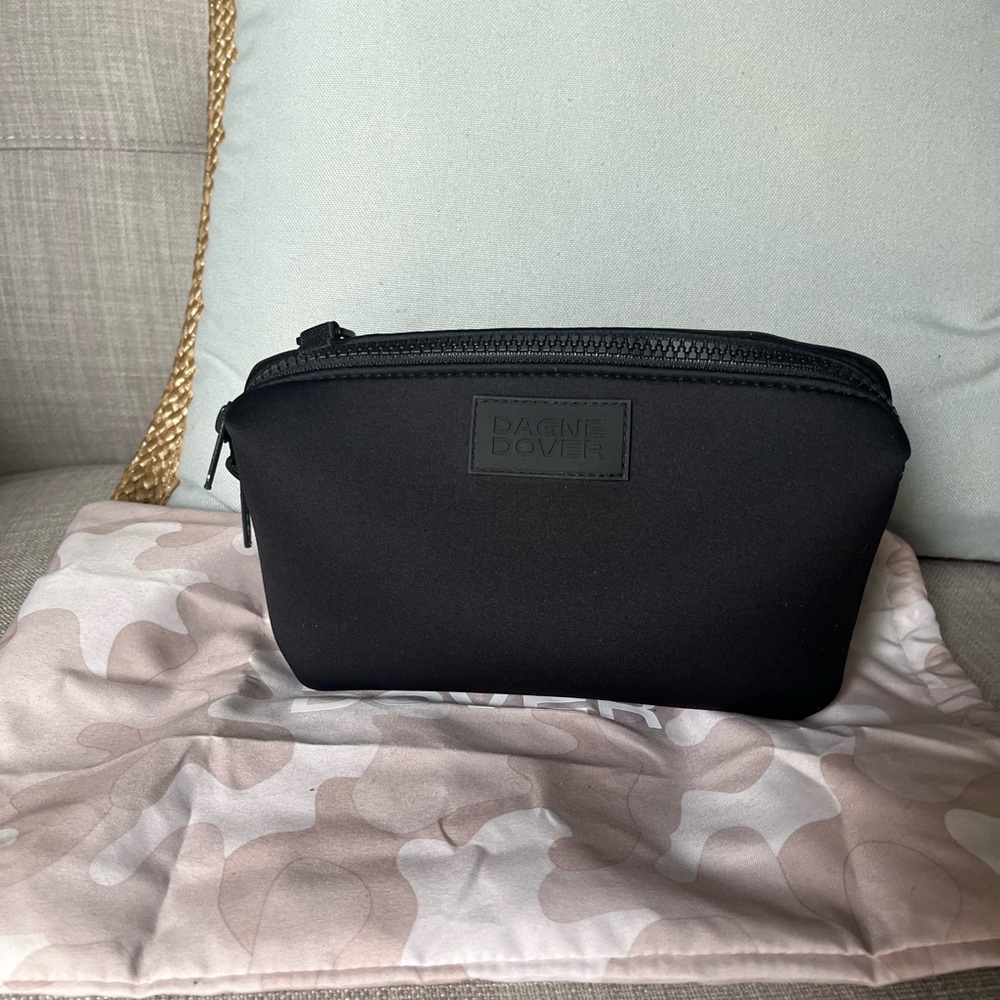 Dagne Dover Hunter Toiletry Bag